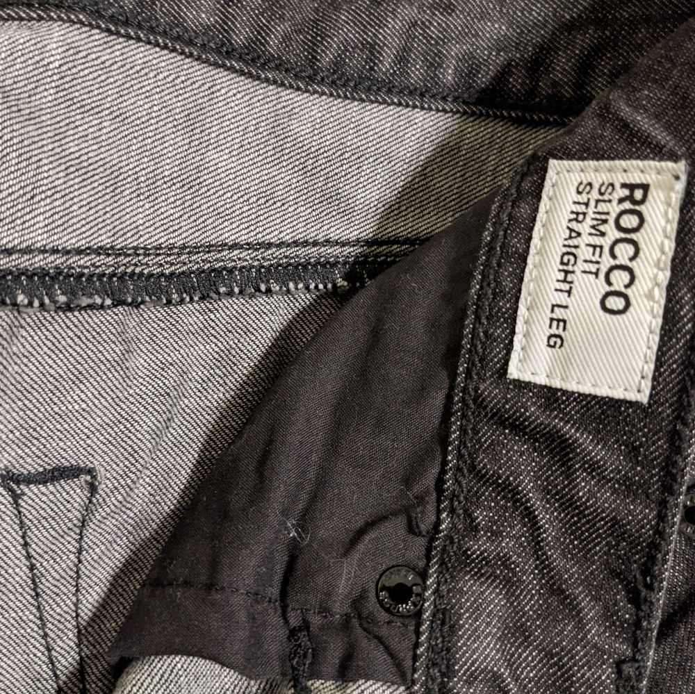 Express Rocco Black Jeans - Picture 4 of 5